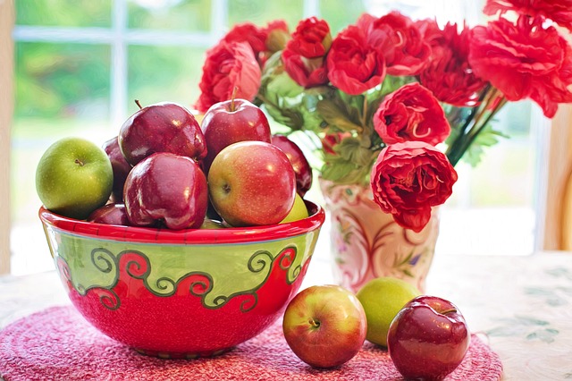 Wpływ Przetwarzania Owoców przed Przechowywaniem na Trwałość i Jakość Jabłek w Chłodni
